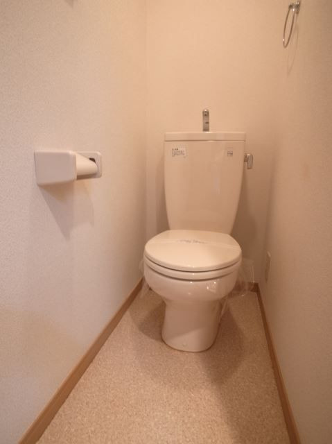 K&Y井尻弐番館のトイレ