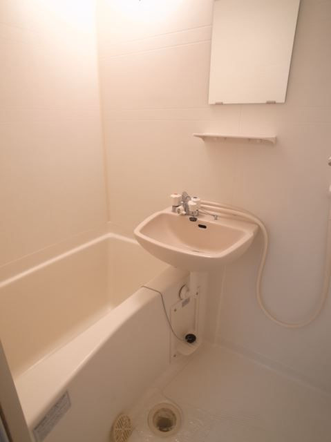 K&Y井尻弐番館の浴室