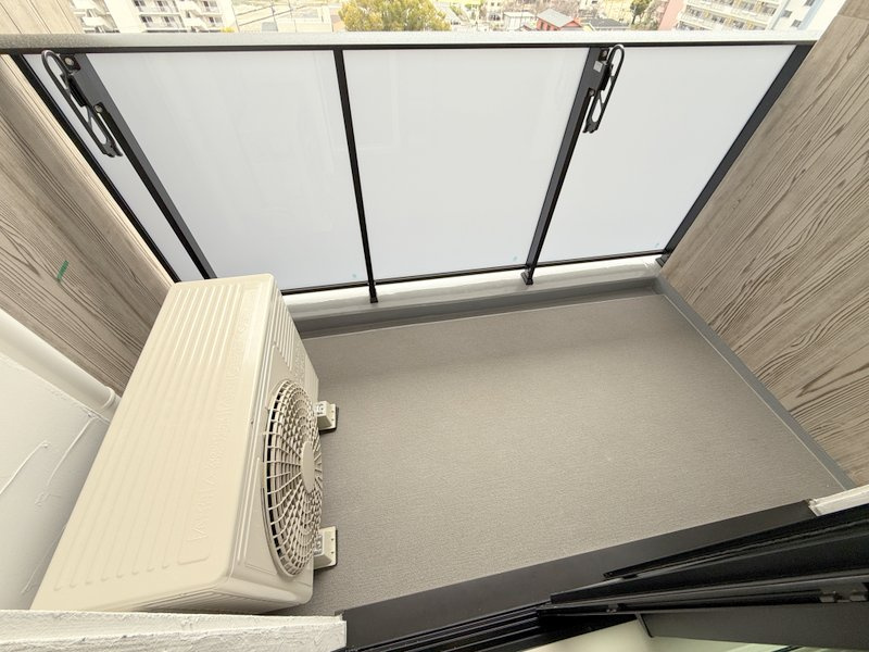 THE MUSIC COURT  仲介手数料無料のバルコニー