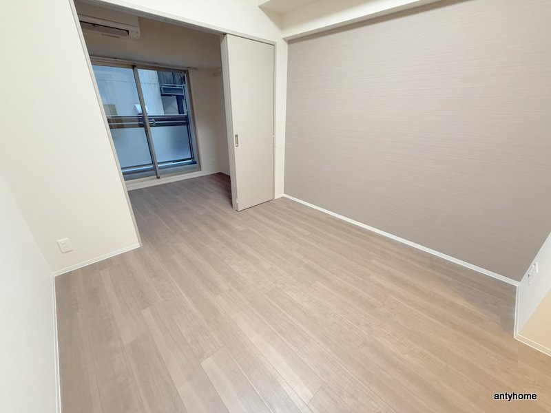 エスリードレジデンス大阪谷町ザマークス　仲介手数料無料の居間・リビング