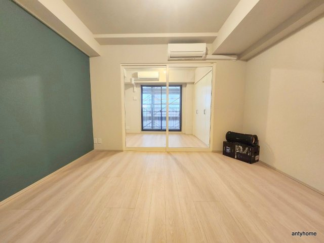 THE MUSIC COURT  仲介手数料無料の居間・リビング