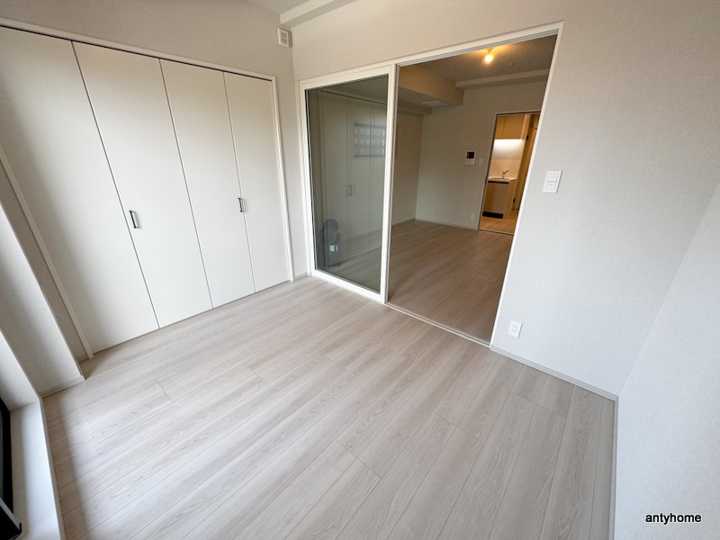 THE MUSIC COURT  仲介手数料無料の寝室