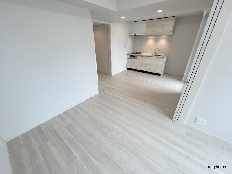 グランドメゾン谷町4丁目　仲介手数料無料の居間・リビング