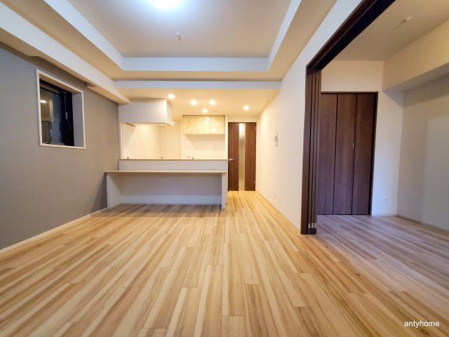 スプランディッド難波3　仲介手数料無料の洋室