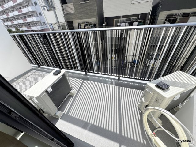 THE MUSIC COURT  仲介手数料無料のバルコニー