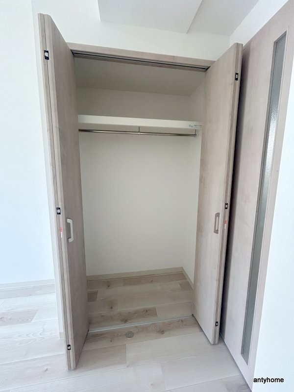 セオリー大阪EAST DOOR　仲介手数料無料の収納