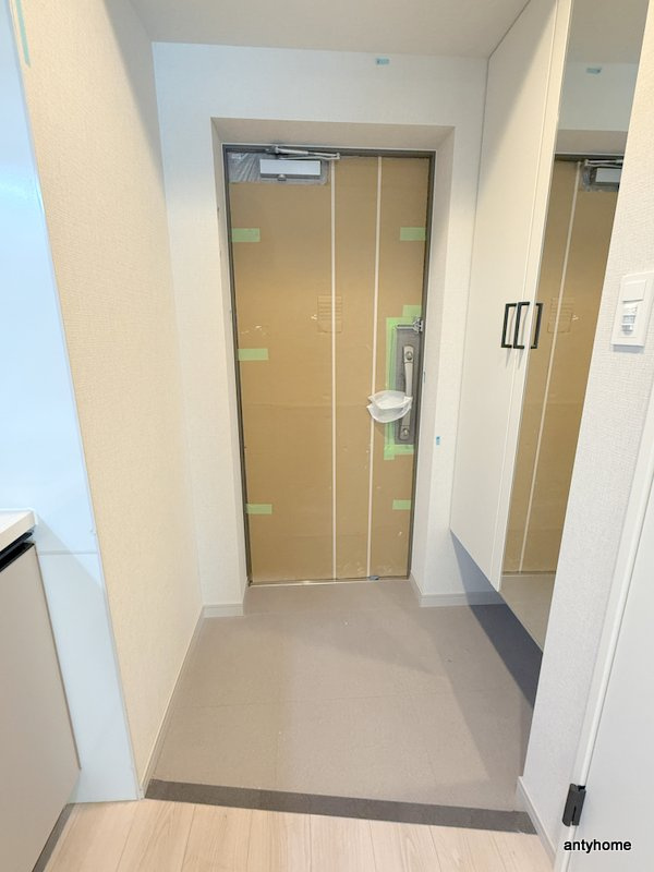 THE MUSIC COURT  仲介手数料無料の玄関