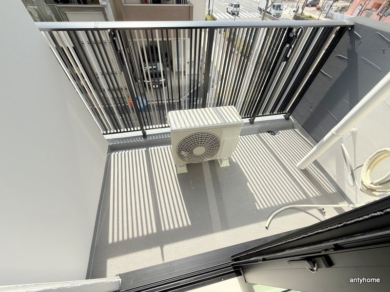 THE MUSIC COURT  仲介手数料無料のバルコニー