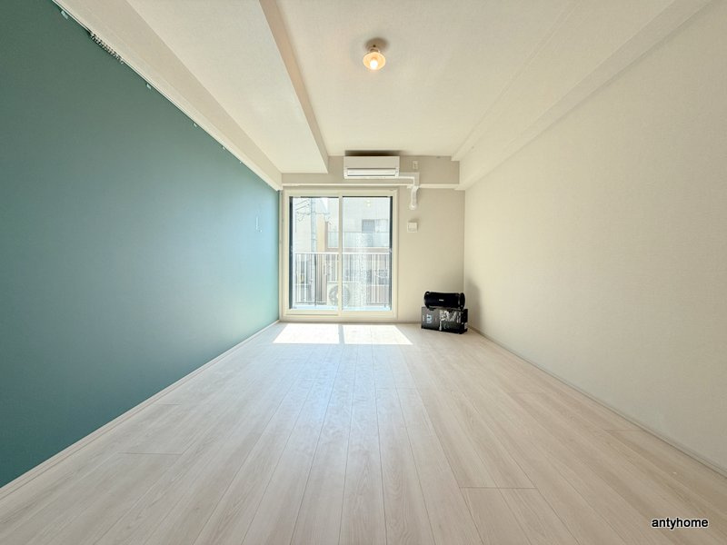 THE MUSIC COURT  仲介手数料無料の居間・リビング