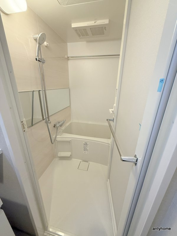 THE MUSIC COURT  仲介手数料無料の浴室