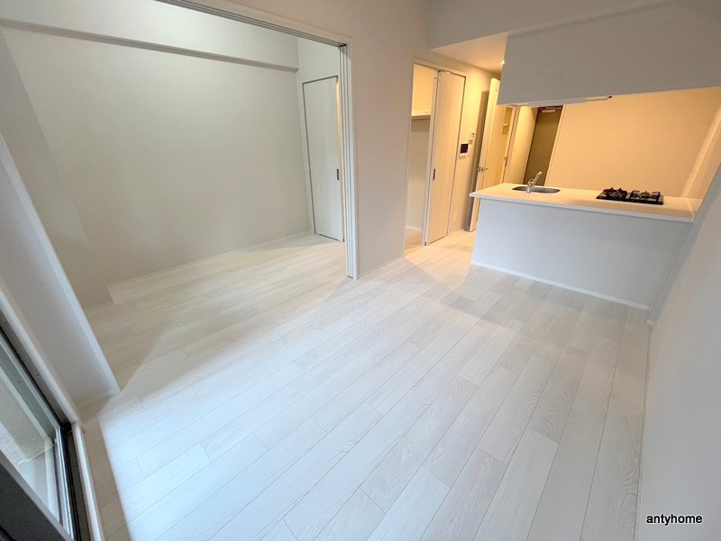 リヴェント福島　仲介手数料無料の居間・リビング