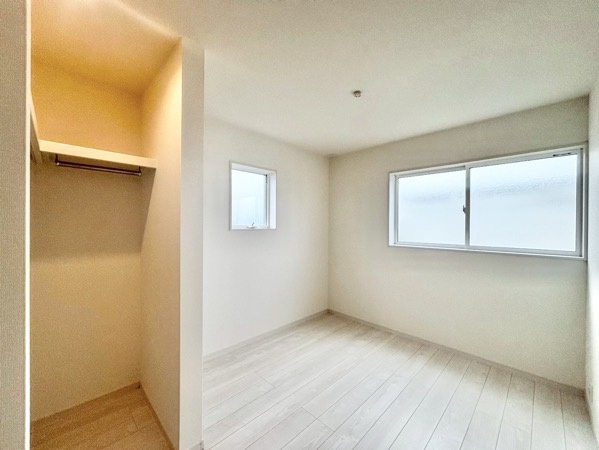 リーブルガーデン豊田市宝来町　全2棟　新築戸建の洋室