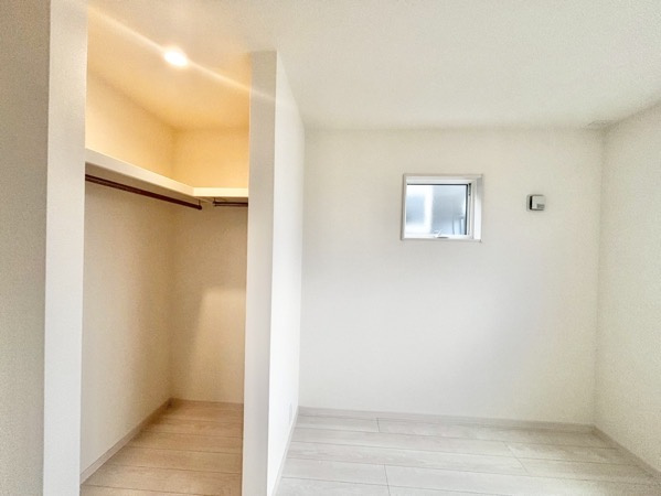 リーブルガーデン豊田市宝来町　全2棟　新築戸建の洋室