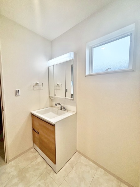 リーブルガーデン豊田市宝来町　全2棟　新築戸建の独立洗面台