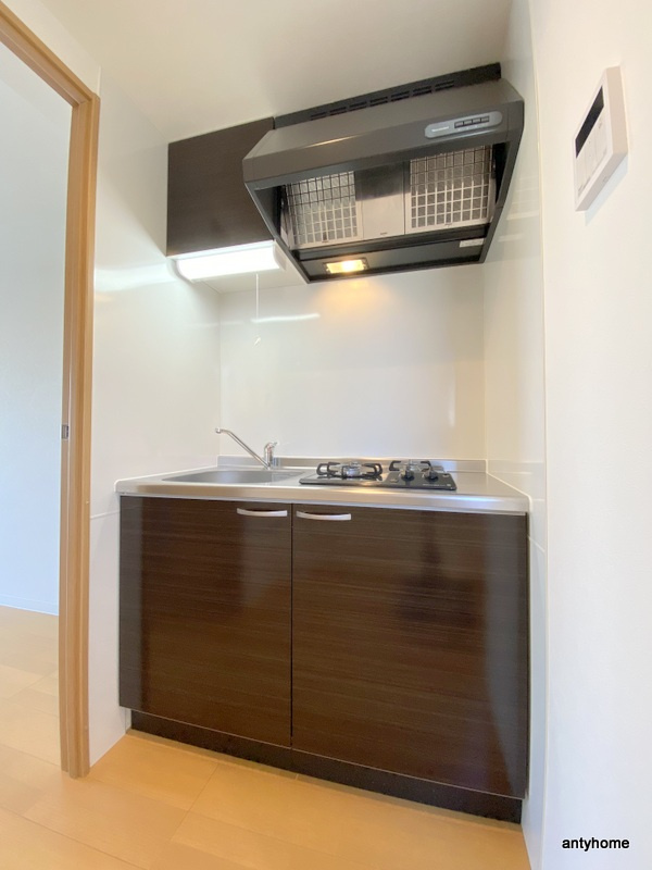 エフエルレジデンス心斎首府 仲介手数料無料のキッチン