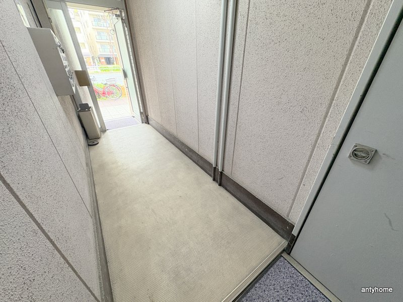 貴志ビル　仲介手数料無料のロビー