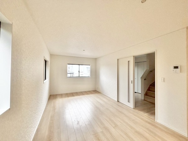 クレイドルガーデン豊田市泉町第3　全2棟　新築戸建の居間・リビング