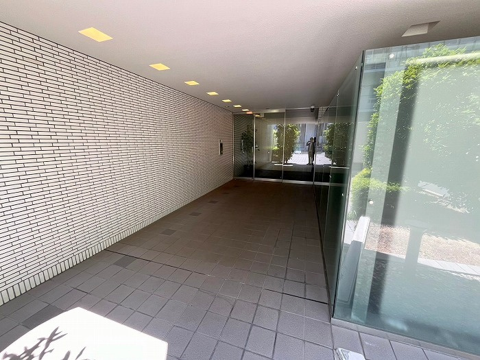 ア・ミュゼ新大阪のエントランス