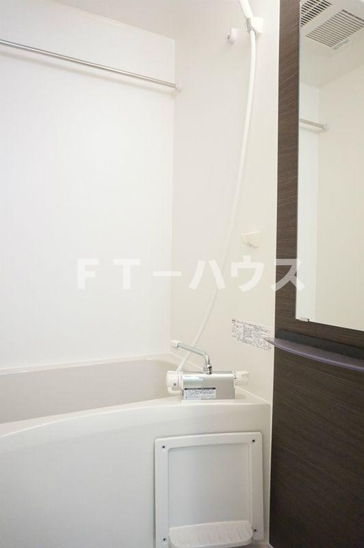 Frontireの浴室