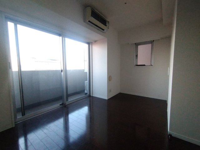 シーネクス本駒込の洋室|フローリングのお部屋　※別室参考写真です。