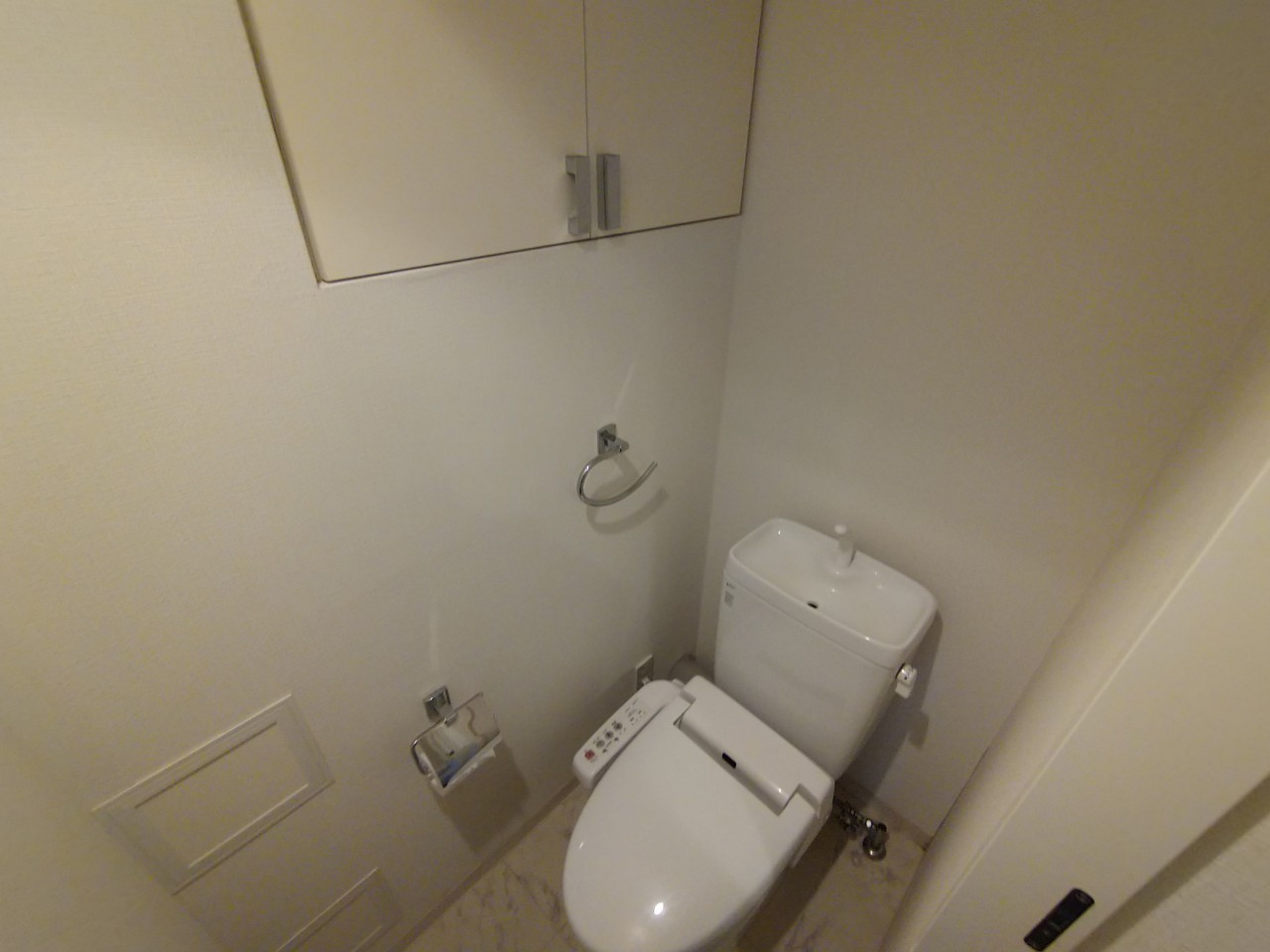 シーネクス本駒込のトイレ|温水洗浄便座　※別室参考写真です。