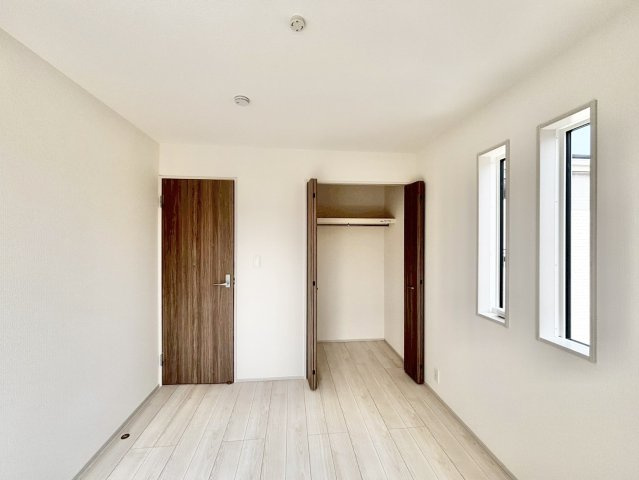 ブルーミングガーデン豊田市宮口町2丁目　全2棟　新築戸建の洋室