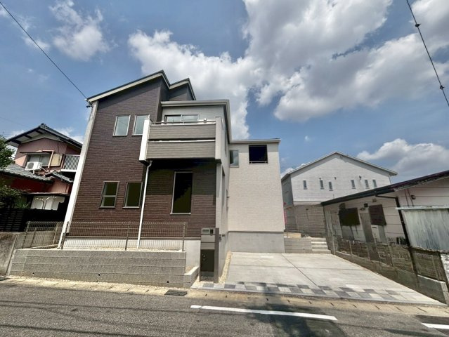 ブルーミングガーデン豊田市宮口町2丁目　全2棟　新築戸建の外観