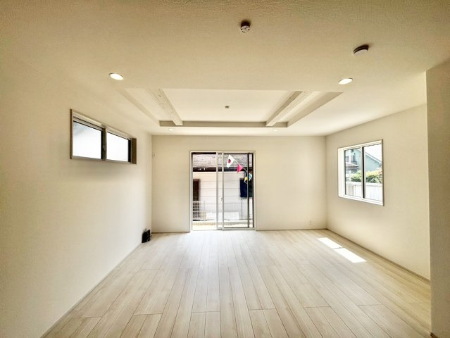 ブルーミングガーデン豊田市宮口町2丁目　全2棟　新築戸建の居間・リビング