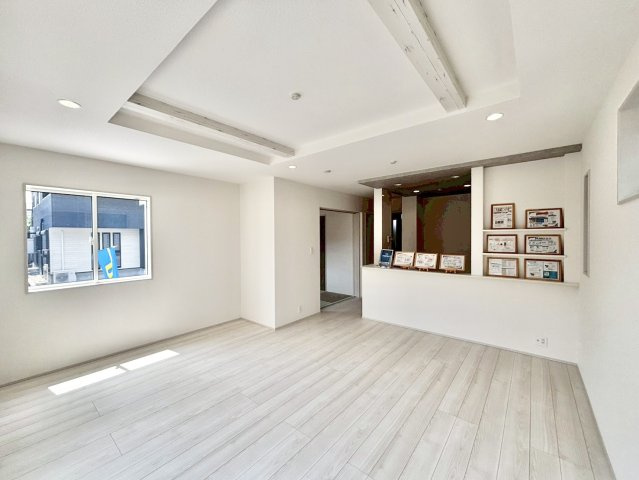 ブルーミングガーデン豊田市宮口町2丁目　全2棟　新築戸建の居間・リビング