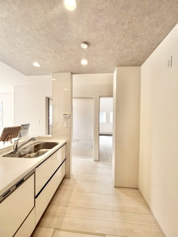 ブルーミングガーデン豊田市宮口町2丁目　全2棟　新築戸建のキッチン