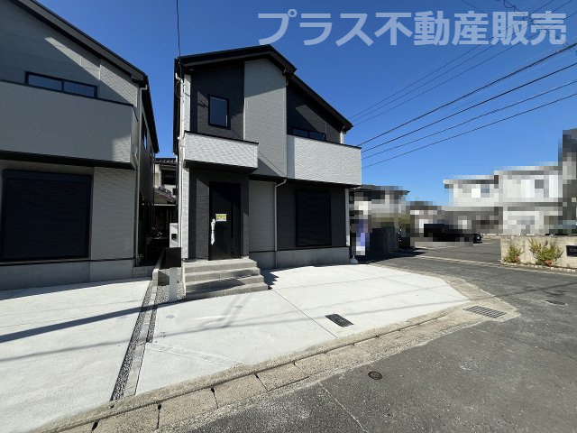 【外観】 | 福岡市南区警弥郷3丁目2期　2号棟（全2棟）【仲介手数料無料・0円】 | 現地写真。プラス不動産販売なら、現場の全ての棟をまとめてご見学頂けます。