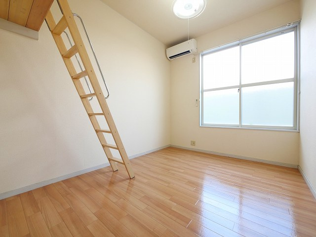 ルーチェ菅原の居間・リビング