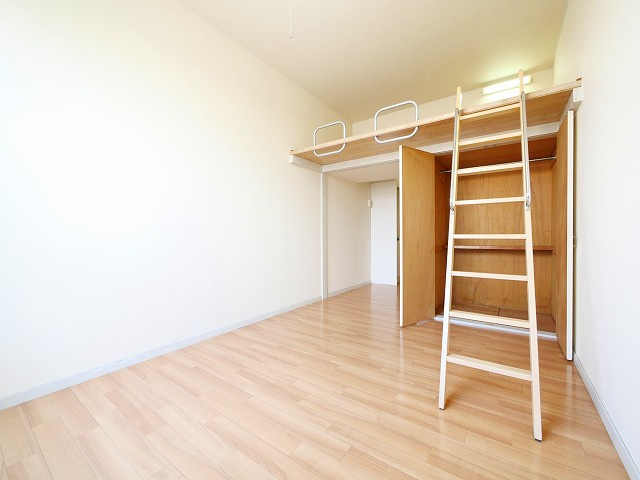 ルーチェ菅原の居間・リビング