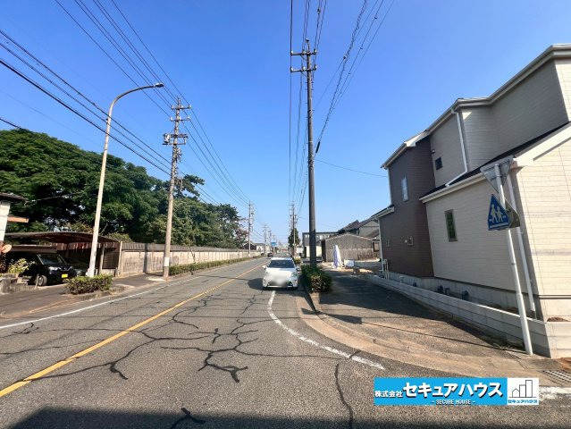 【今からご案内可能】東海市養父町南堀畑 全2棟 の前面道路含む現地写真|事前予約にて現地ご見学いただけます！お気軽にお問い合わせください♪
■株式会社　セキュアハウス■
住宅ローンに強く、知識、経験豊富なスタッフ在籍
お客様に寄り添い、ご成約後もサポート致します。