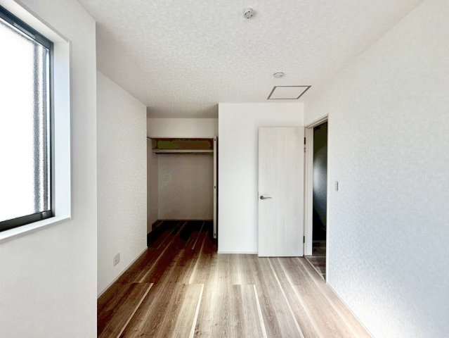 REXCRAS豊田市秋葉町第1　全2棟　新築戸建の洋室