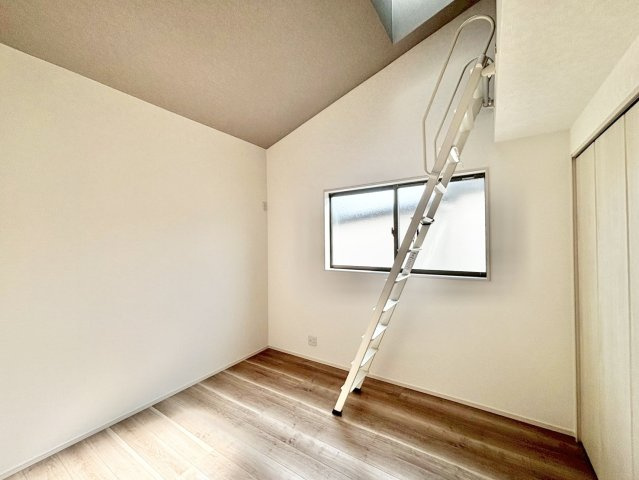 REXCRAS豊田市秋葉町第1　全2棟　新築戸建の洋室