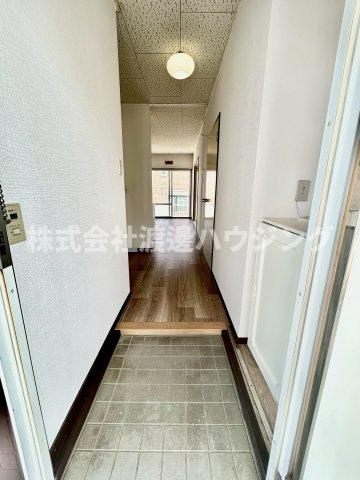 ドール箕面の玄関