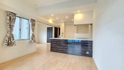 【居間・リビング】 | クオス鴨井白山レジデンス