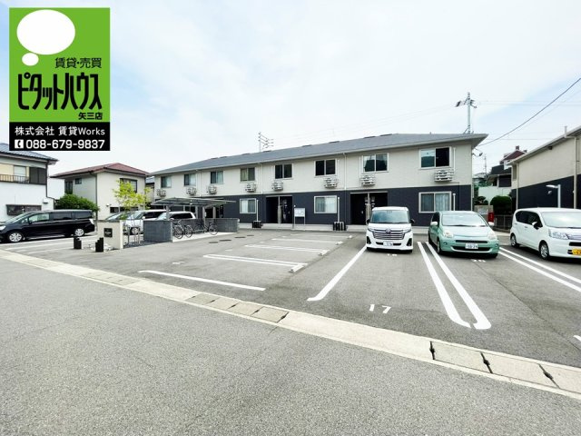 クレスト八万