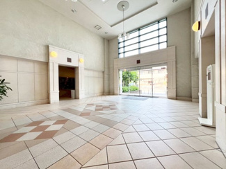 【エントランス】