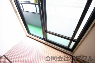 【バルコニー】 | グランシャリオE棟