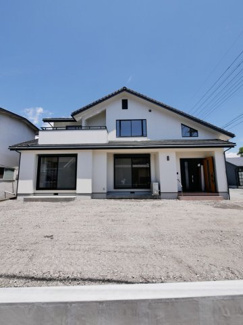 【外観】 | 堂々たる63坪の大型住宅　外壁塗り替え済