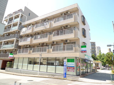 葛西駅徒歩４分！１階コンビニ