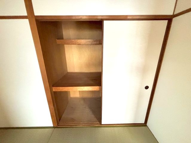 エスポアール岩根の収納