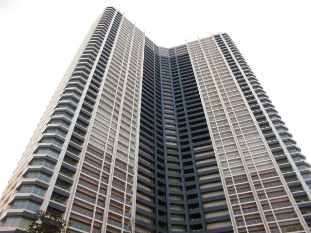 SKYZ TOWER&GARDENの外観