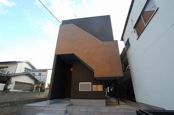 chiave箱崎(キアーヴェ箱崎)
