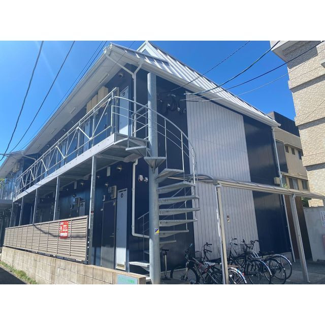 ピュアフリー井尻駅前Bの外観