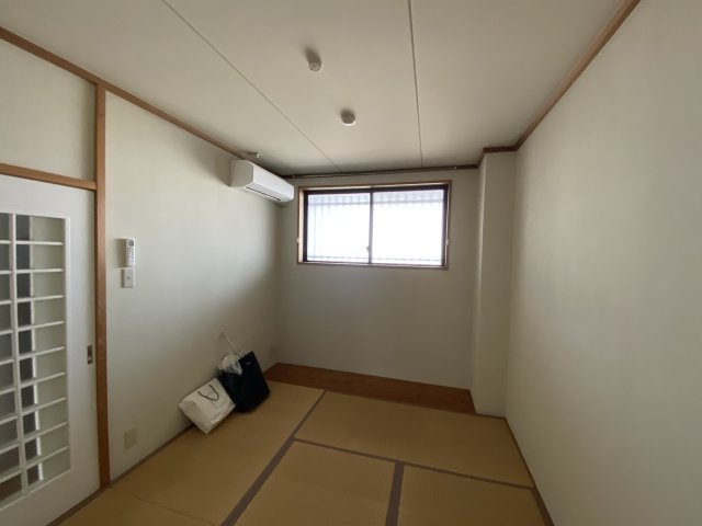金富グランデの和室