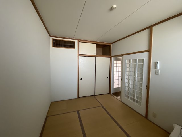 金富グランデの和室