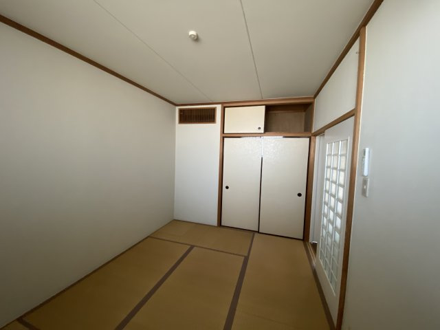 金富グランデの和室